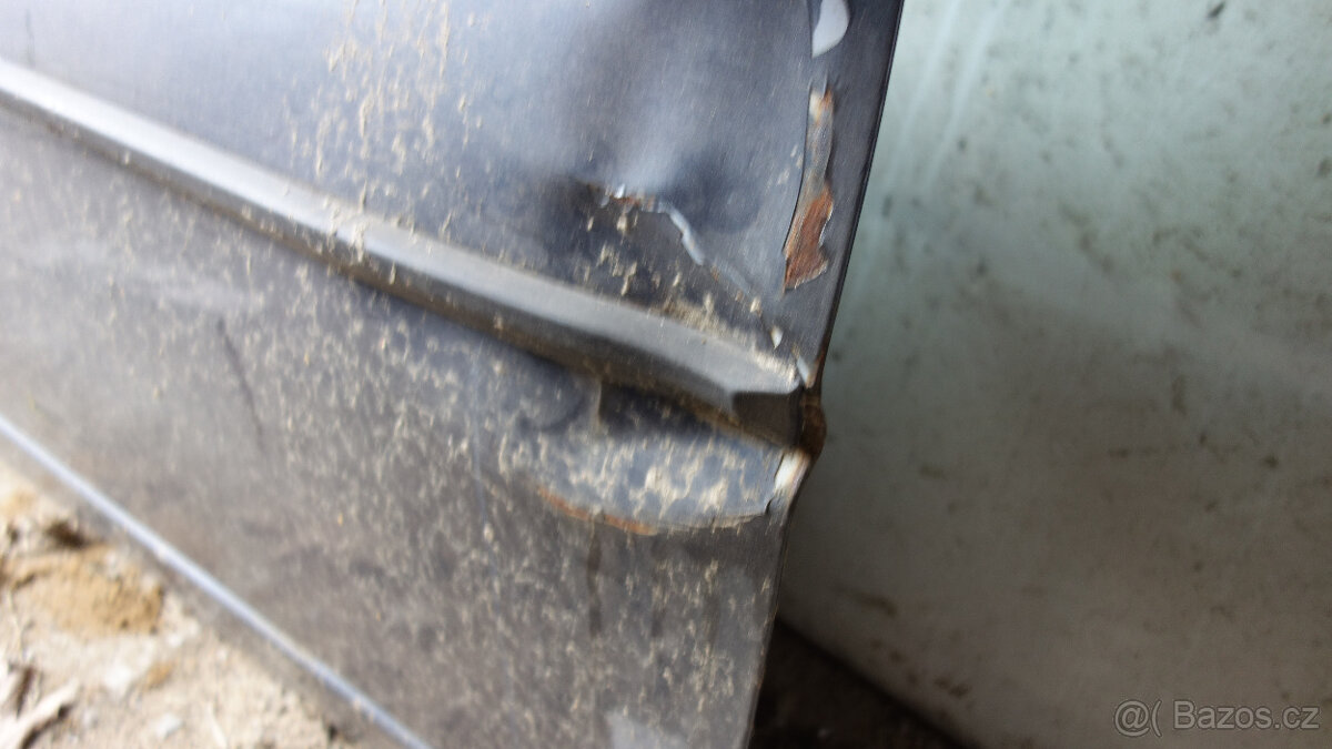 VW Scirocco II, Pravé dveře komplet. - 2