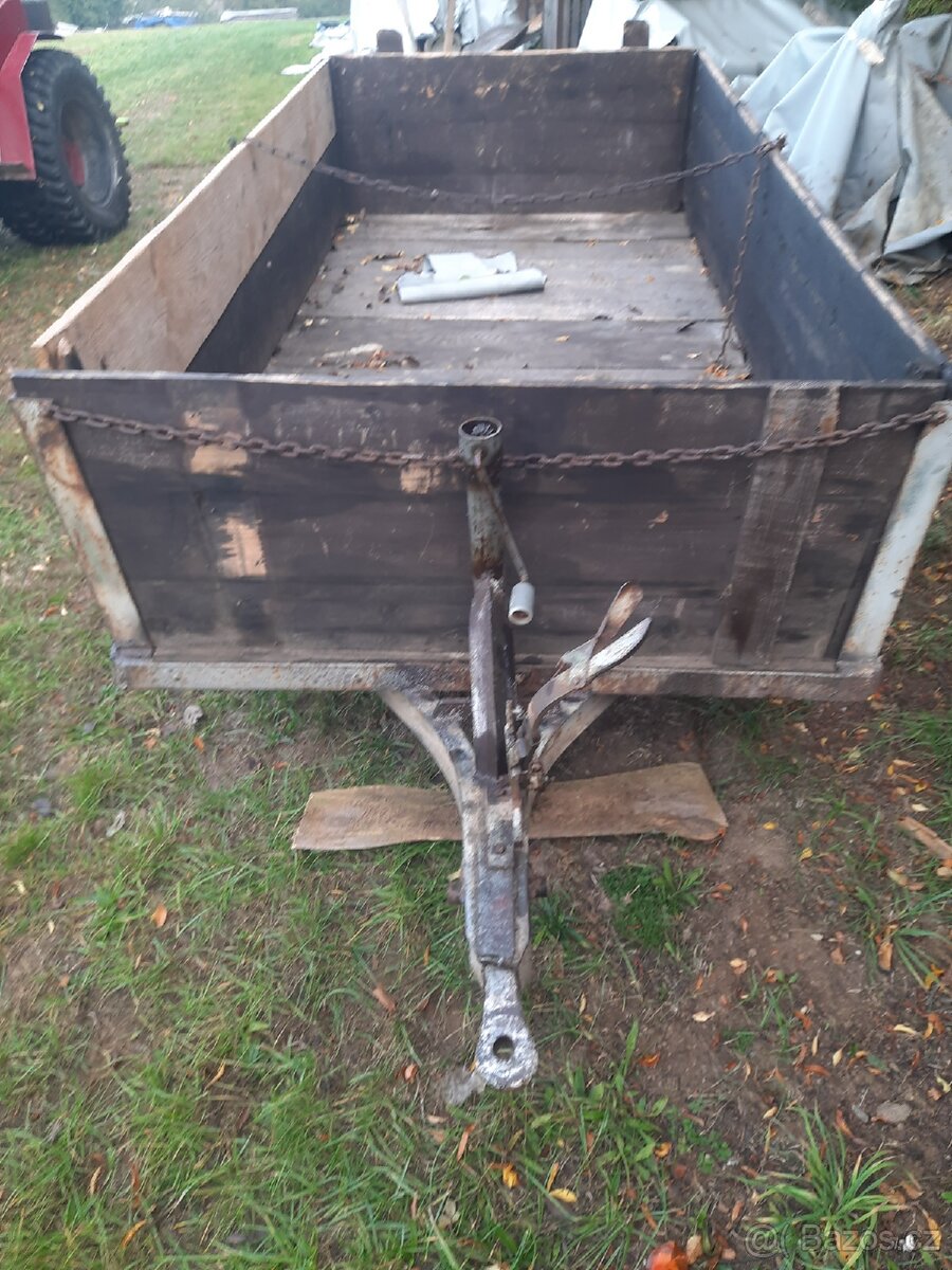 Prodám káru za traktor za 4000kč - 2