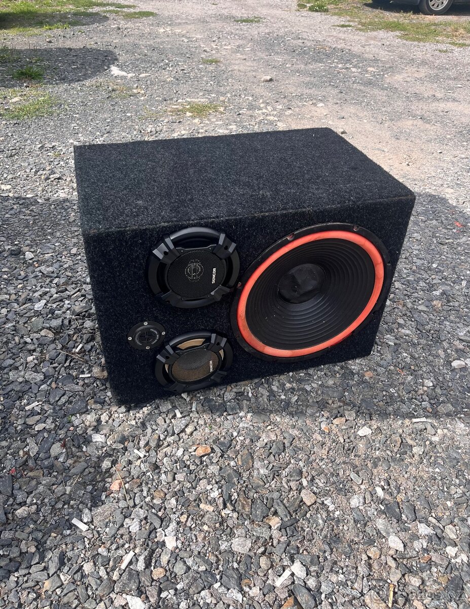 Subwoofer a Zesilovač - 2
