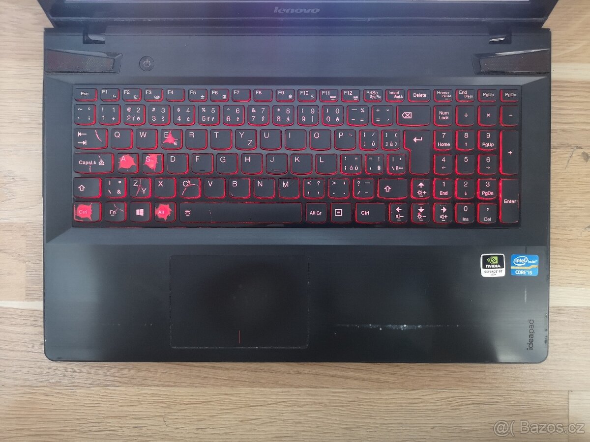 Notebook Lenovo IdeaPad Y500, 2 x grafika - 2