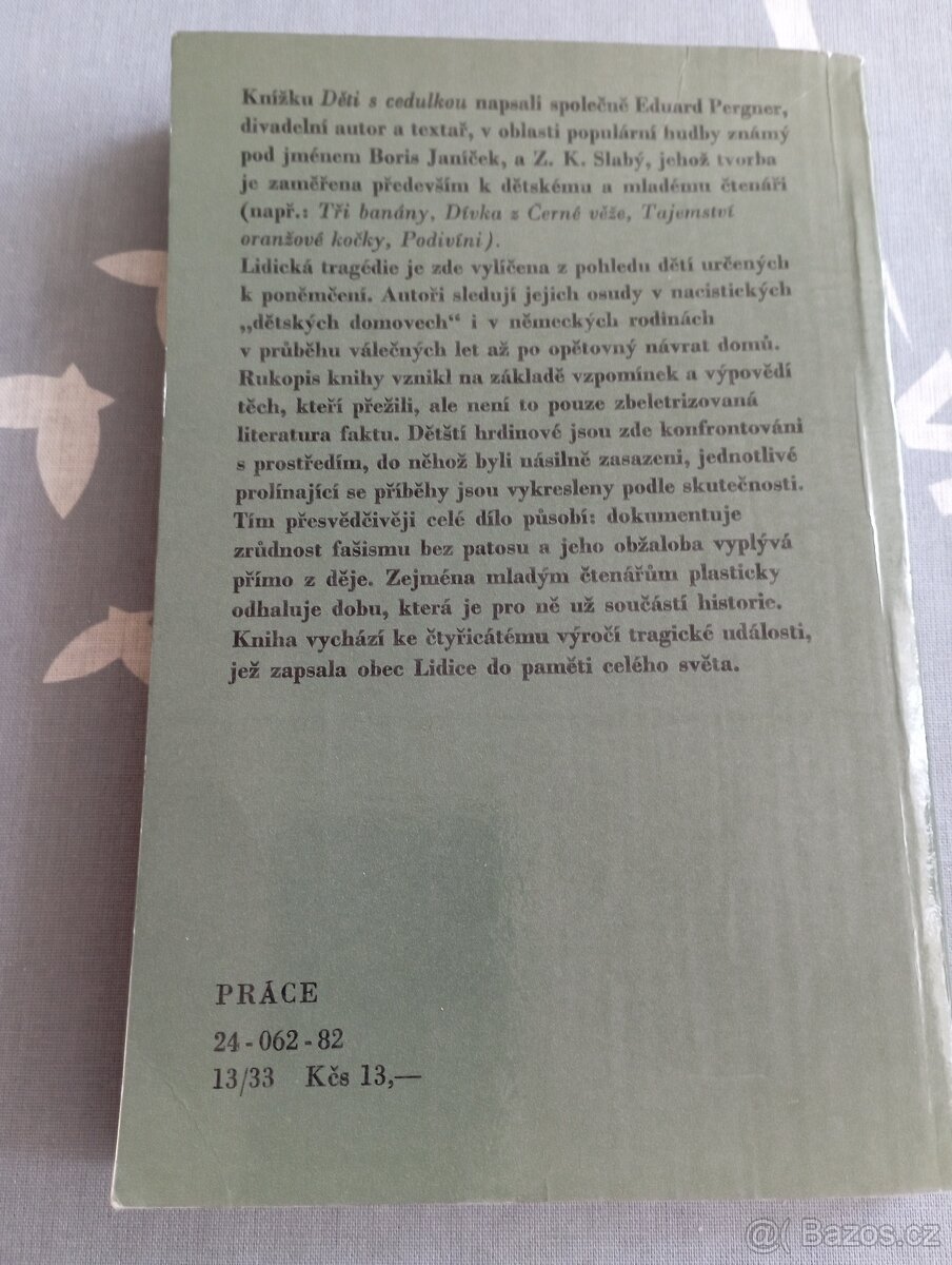 Děti s cedulkou - 2
