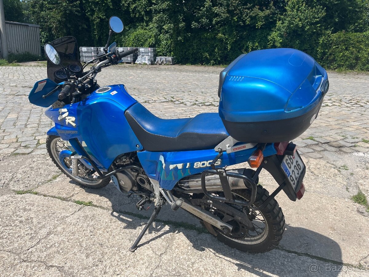 Suzuki DR 800S