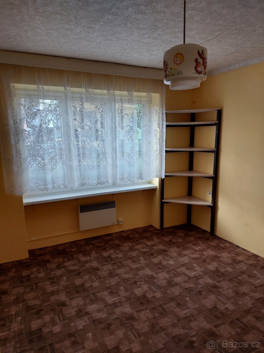 Pronájem bytu 2+1 65 m², Bělá pod Bezdězem 12 000,-/měs. - 2