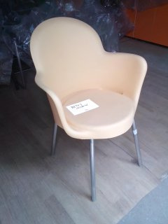 Polokřeslo jednací-jídelní kov.s plast.skořepinou-1ks - 2