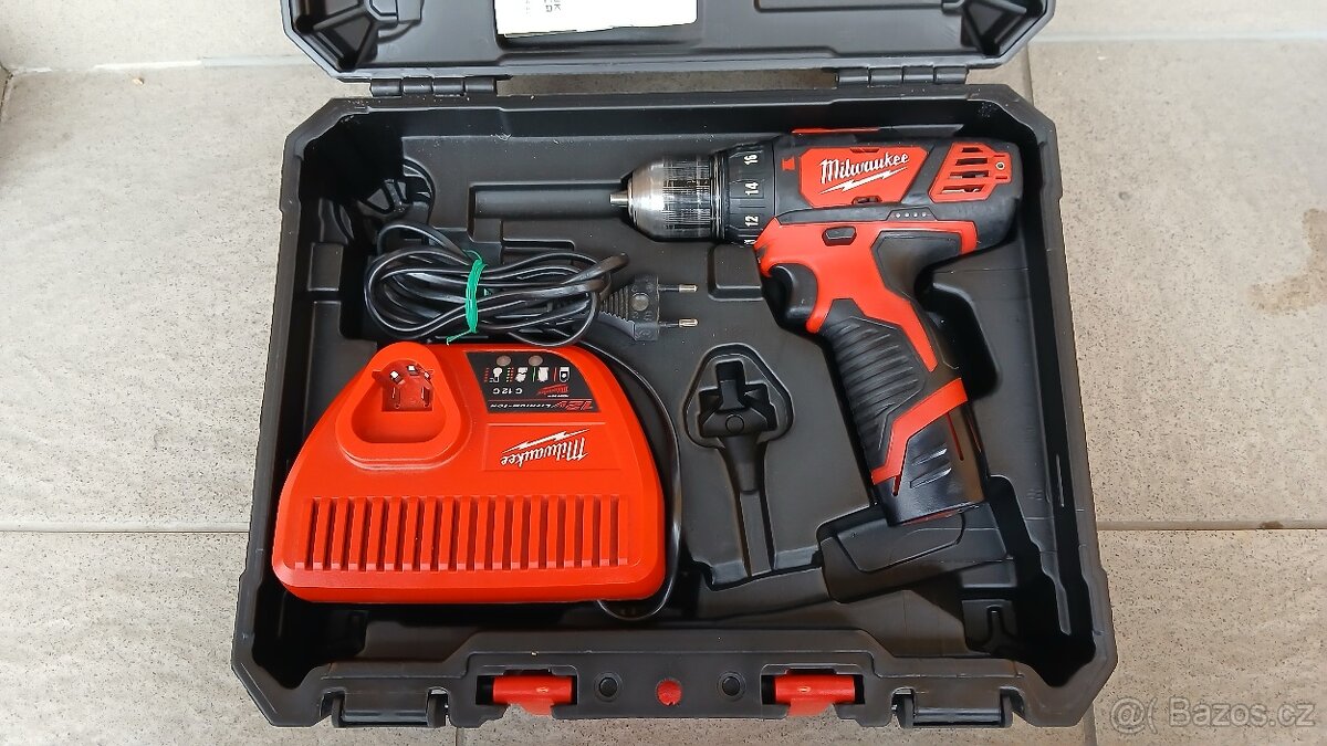 Aku vrtačka Milwaukee M12 BDD - 2