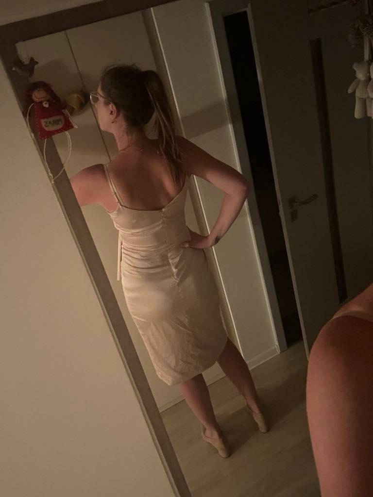 Společenské šaty na ramínka, vel. 40 - 2