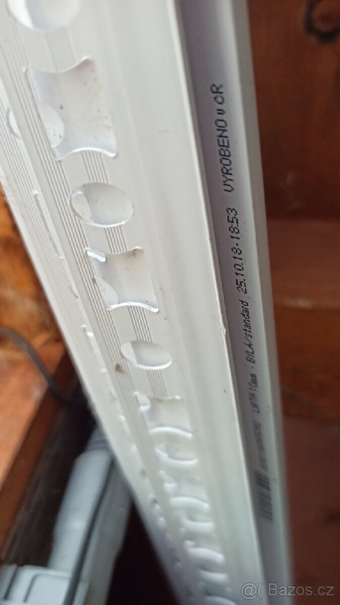 Lišty bílé plastové ukončovací - 2