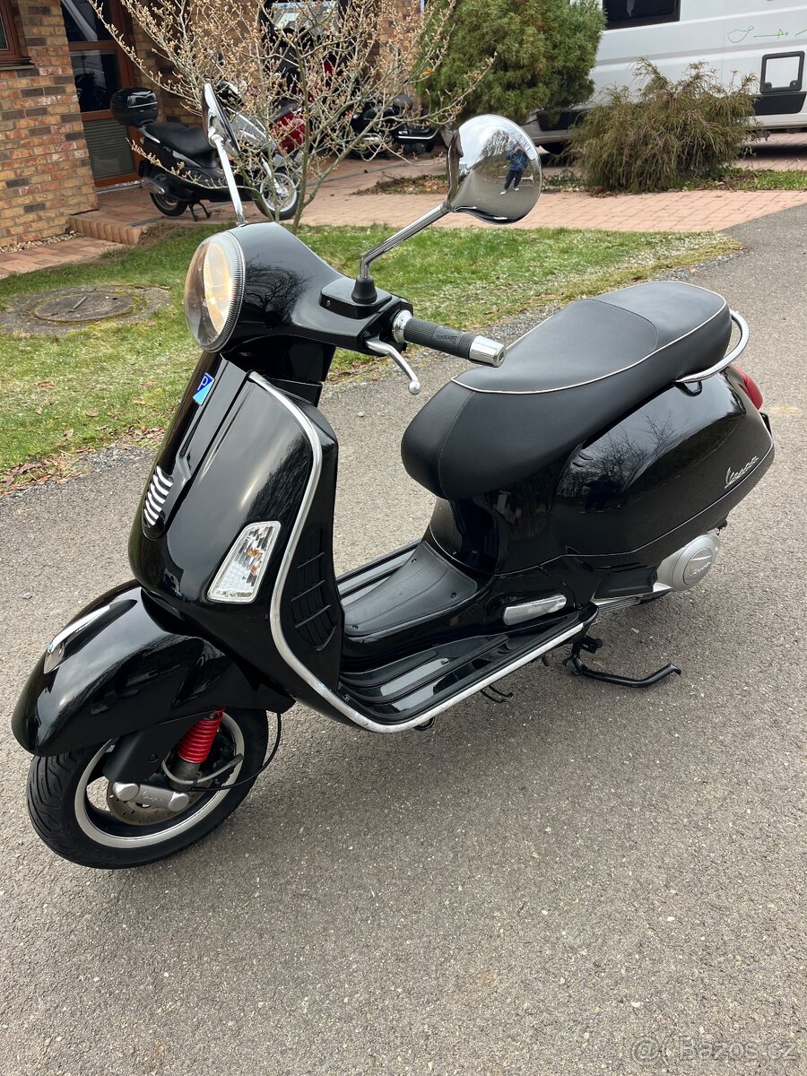 Vespa GTS Super 125 - 2