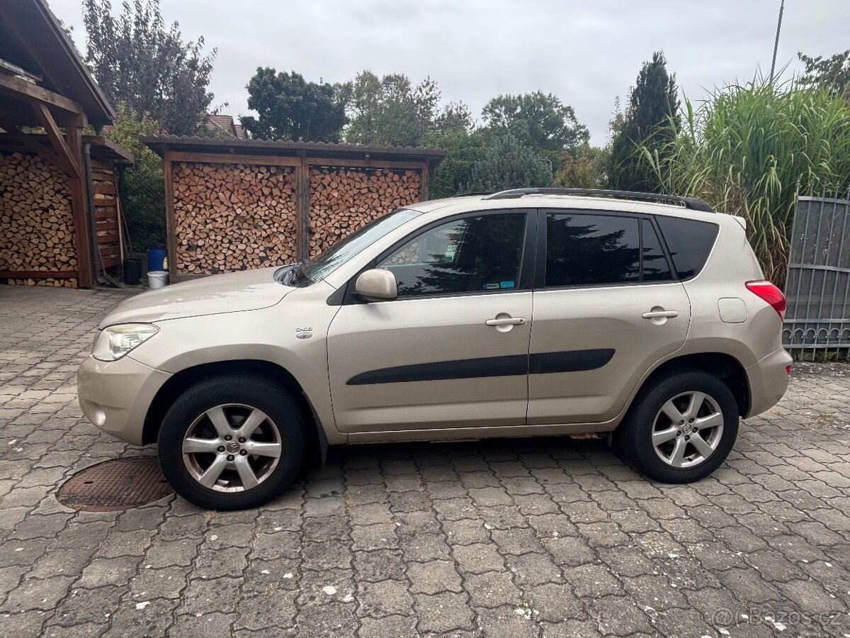 Toyota RAV 4 - 2