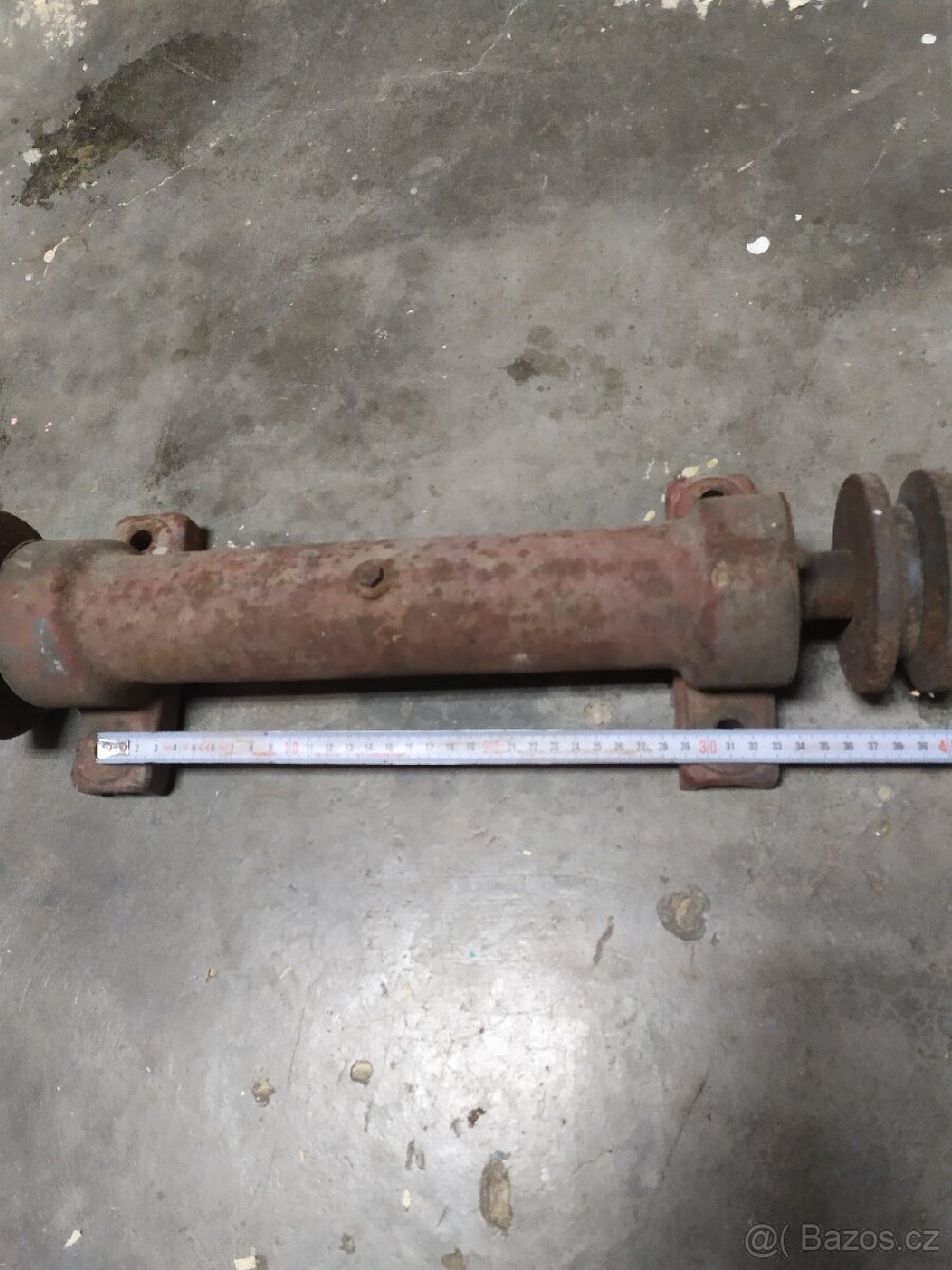 Hřídel k cirkulárce - 2