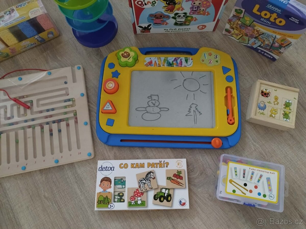 hry a stavebnice pro prcky - 2