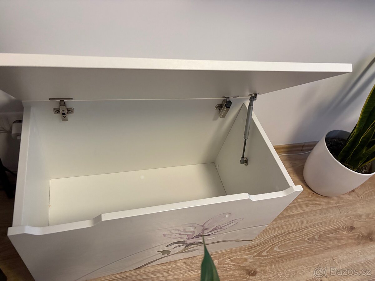 Truhla s úložným prostorem - 2