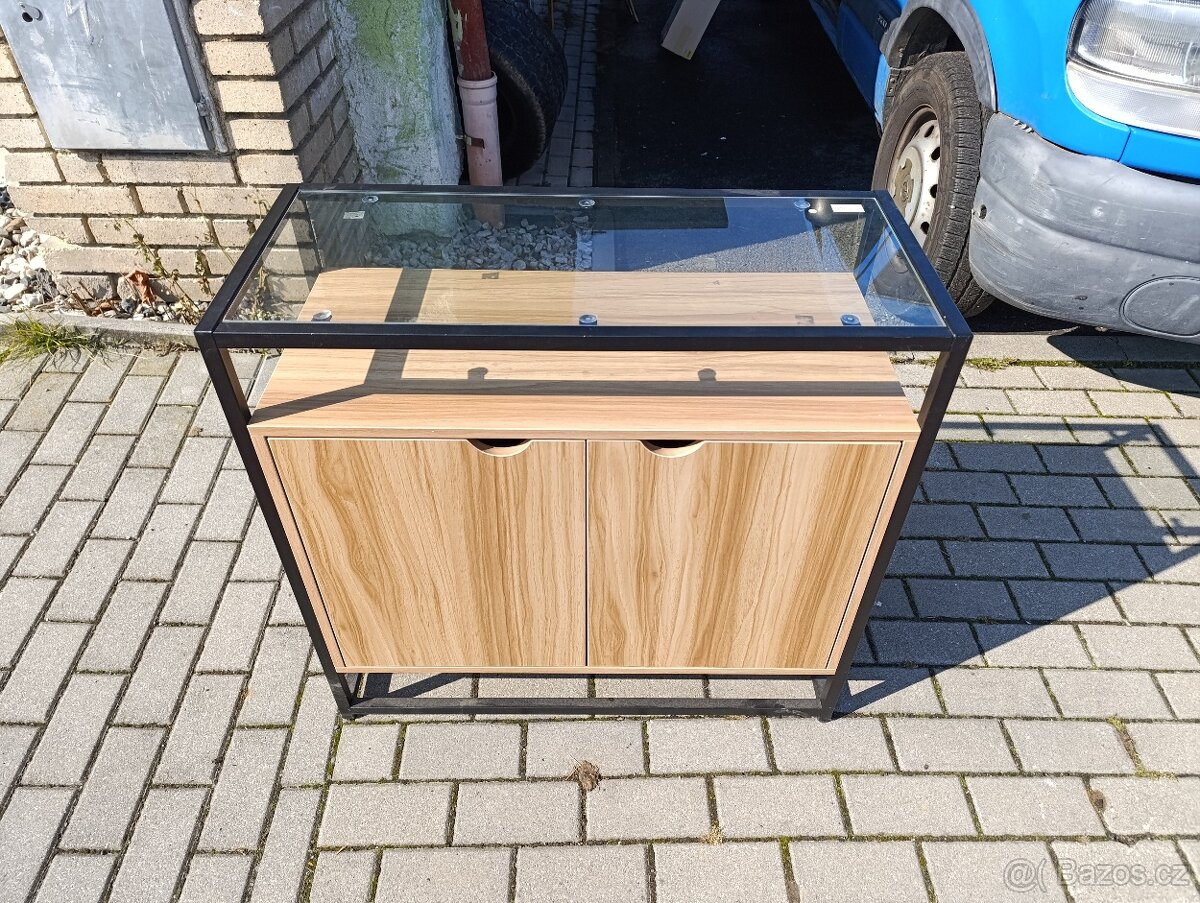 Nová moderní komoda. - 2