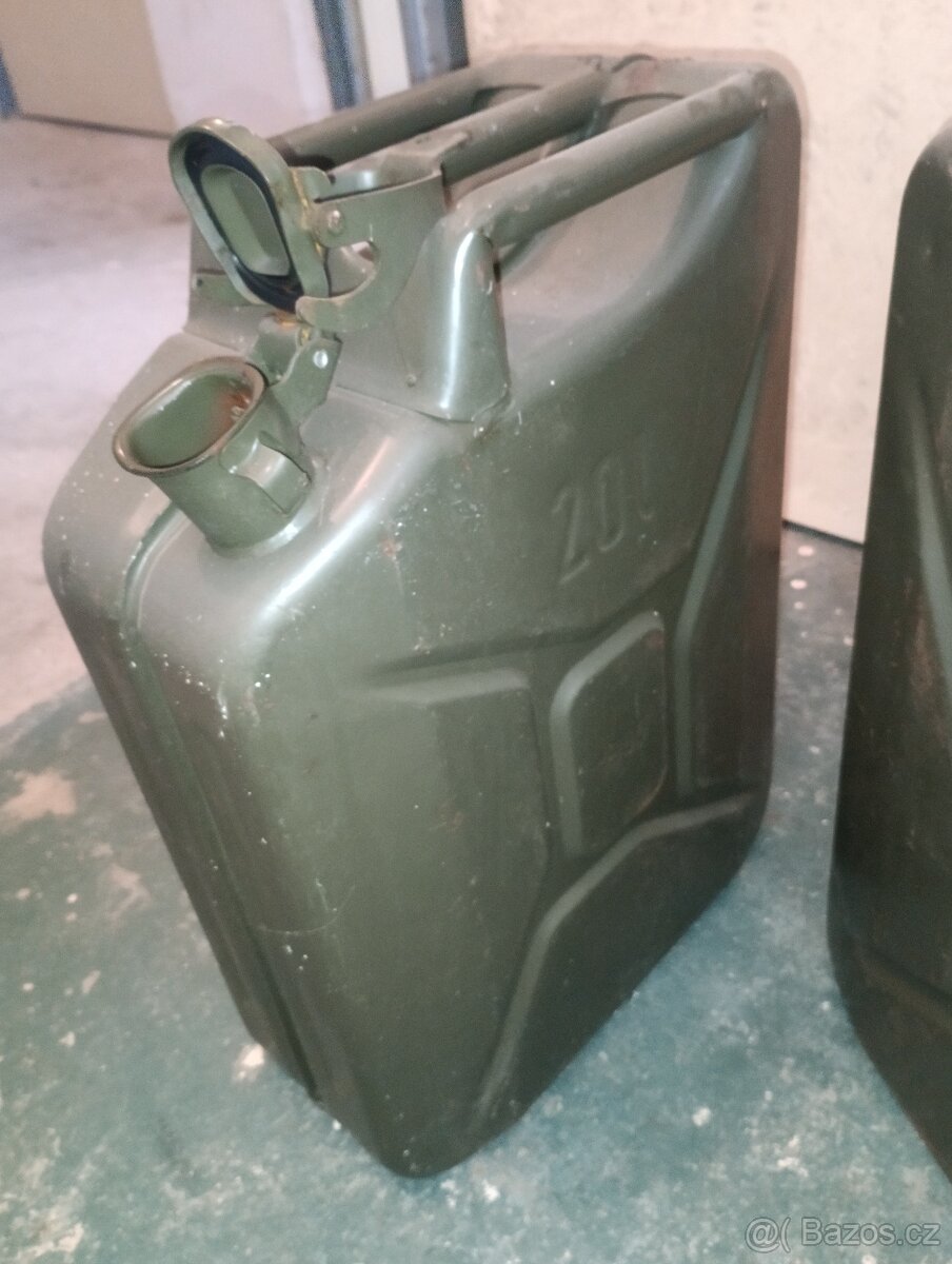 Kanystr plechový 20 l - 2