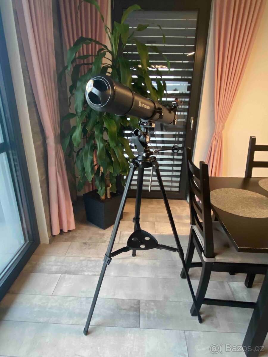 HVĚZDÁŘSKÝ DALEKOHLED BRESSER - 2