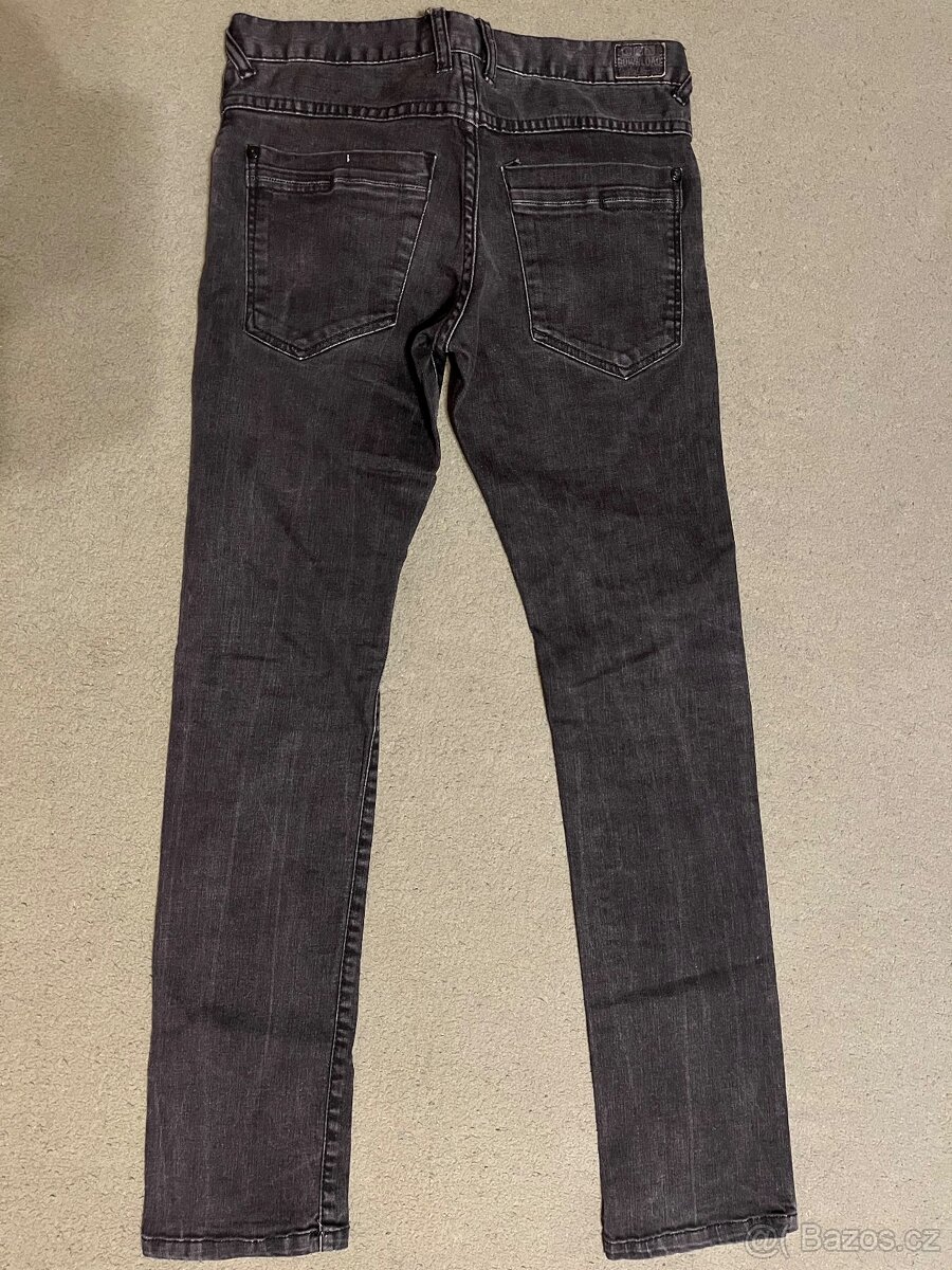 Chlapecke nove kalhoty vel. 152 - 2