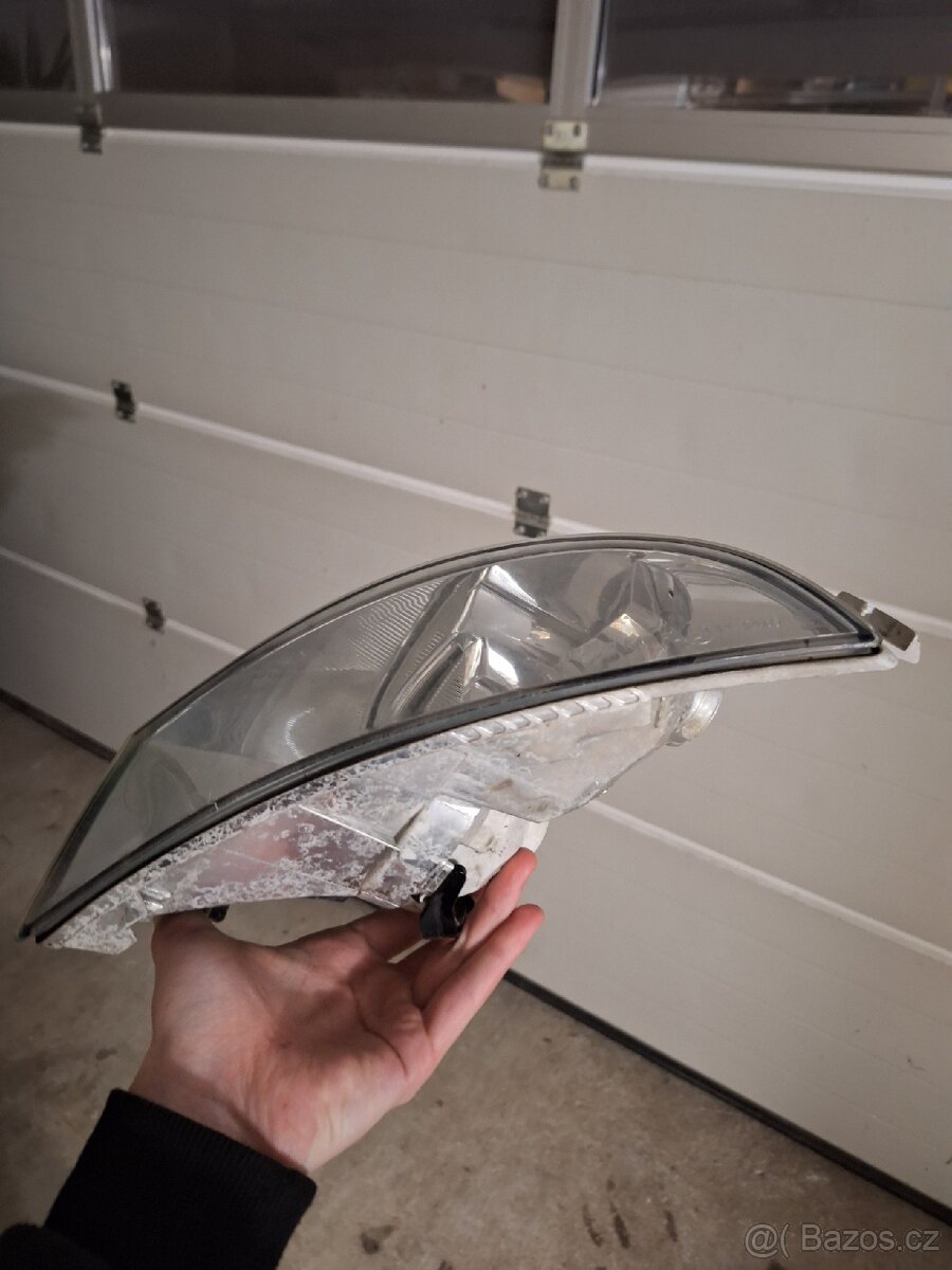 Mlhovka Octavia 2 facelift levá - 2