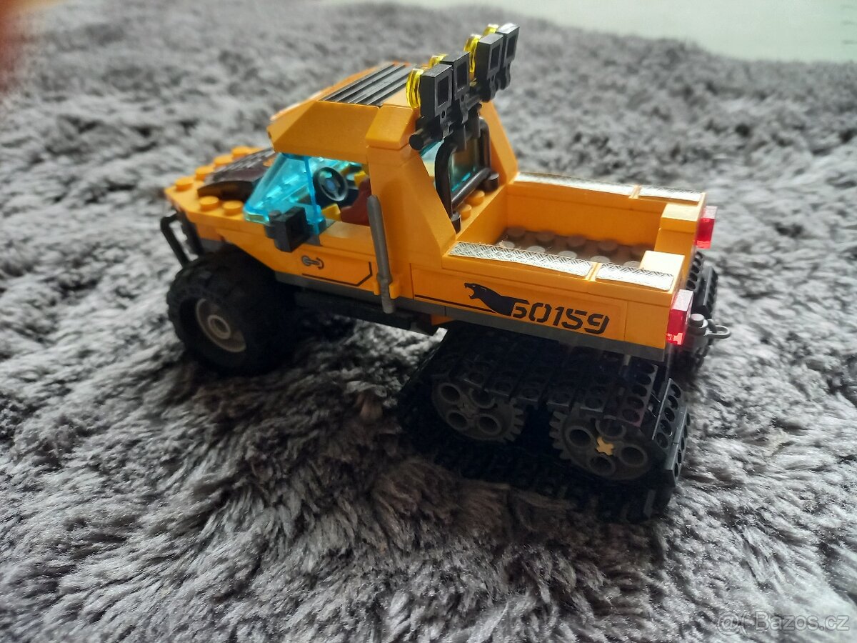 Obrněný transportér do džungle - Lego 60159 - 2