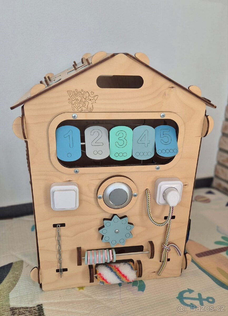 Montessori dřevěný domeček pro děti - 2