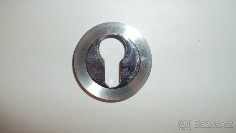 rozety na fabku dveře - 2