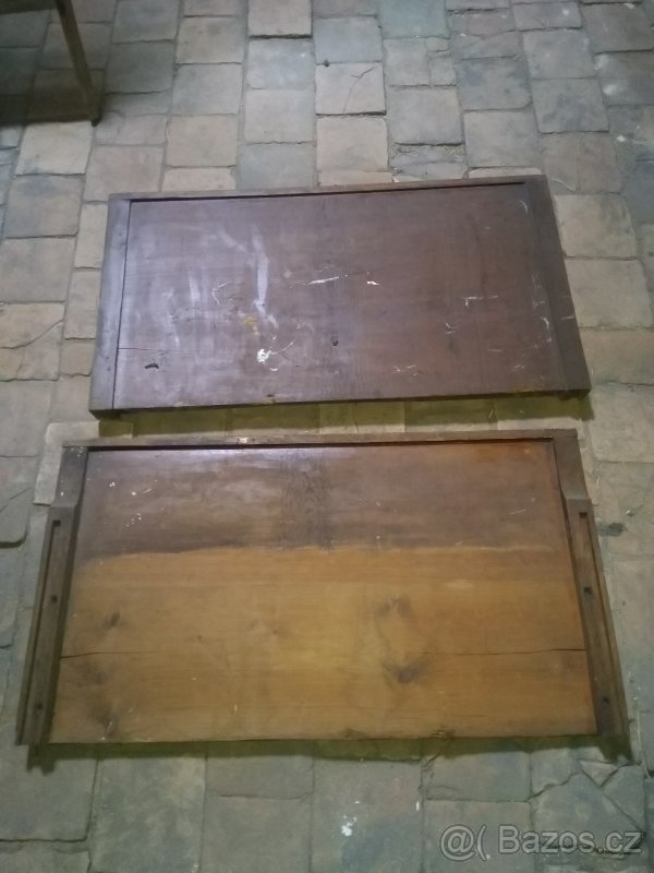 čela z postele - rok 1930 - 2