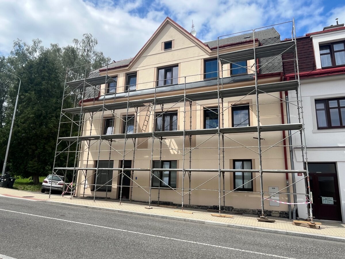 Pronajem leseni 243 m2 sada. Ceta - 2