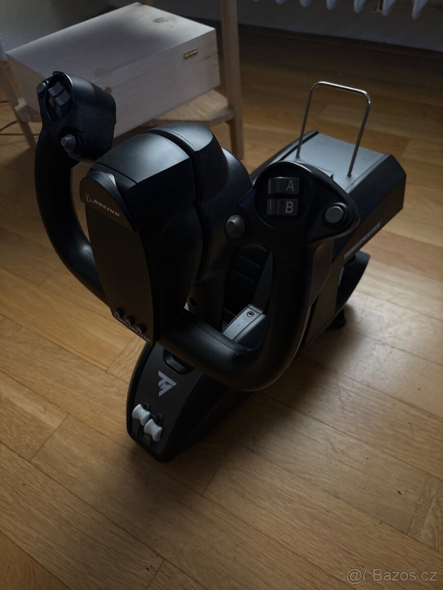 Thrustmaster TCA Boeing Yoke pack - 2