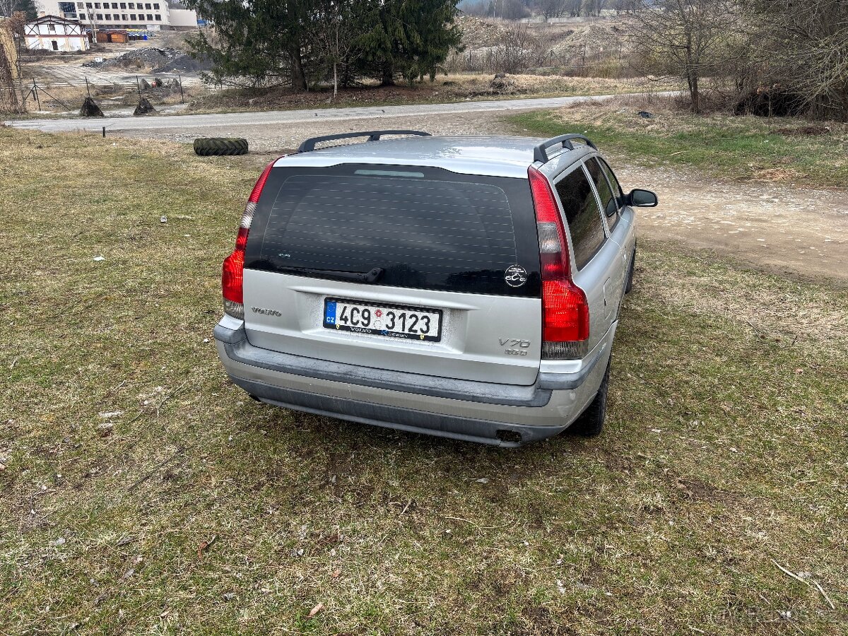 Volvo v70 - 2