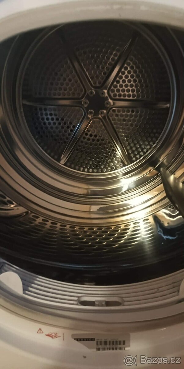 sušičku Whirlpool na 7kg.Energetická třída A++ - 2