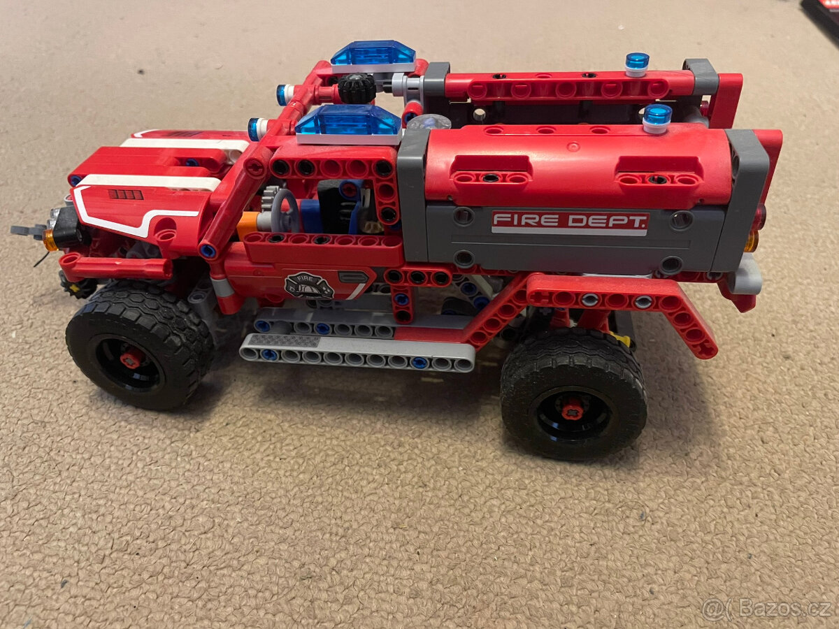 LEGO Technic 42075 Záchranné auto - 2