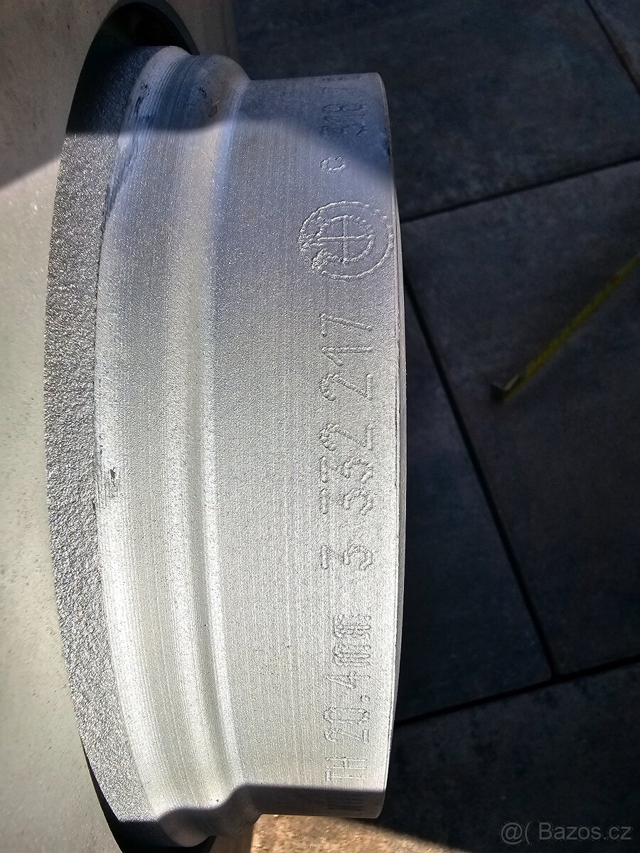 BMW X3 zadní kotouče a destičky - 2