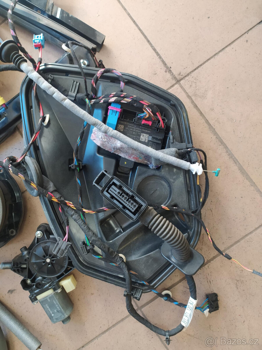 škoda superb III náhradní díly dveří - 2