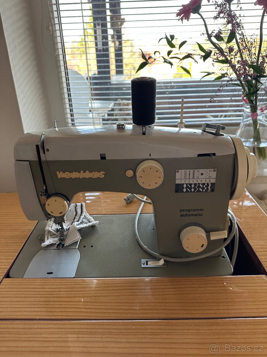 Šicí stroj Veritas - 2