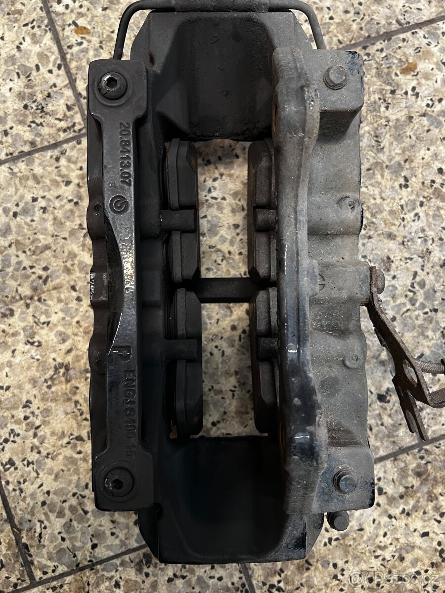 Audi RS6 C6 - přední brzdy - 2