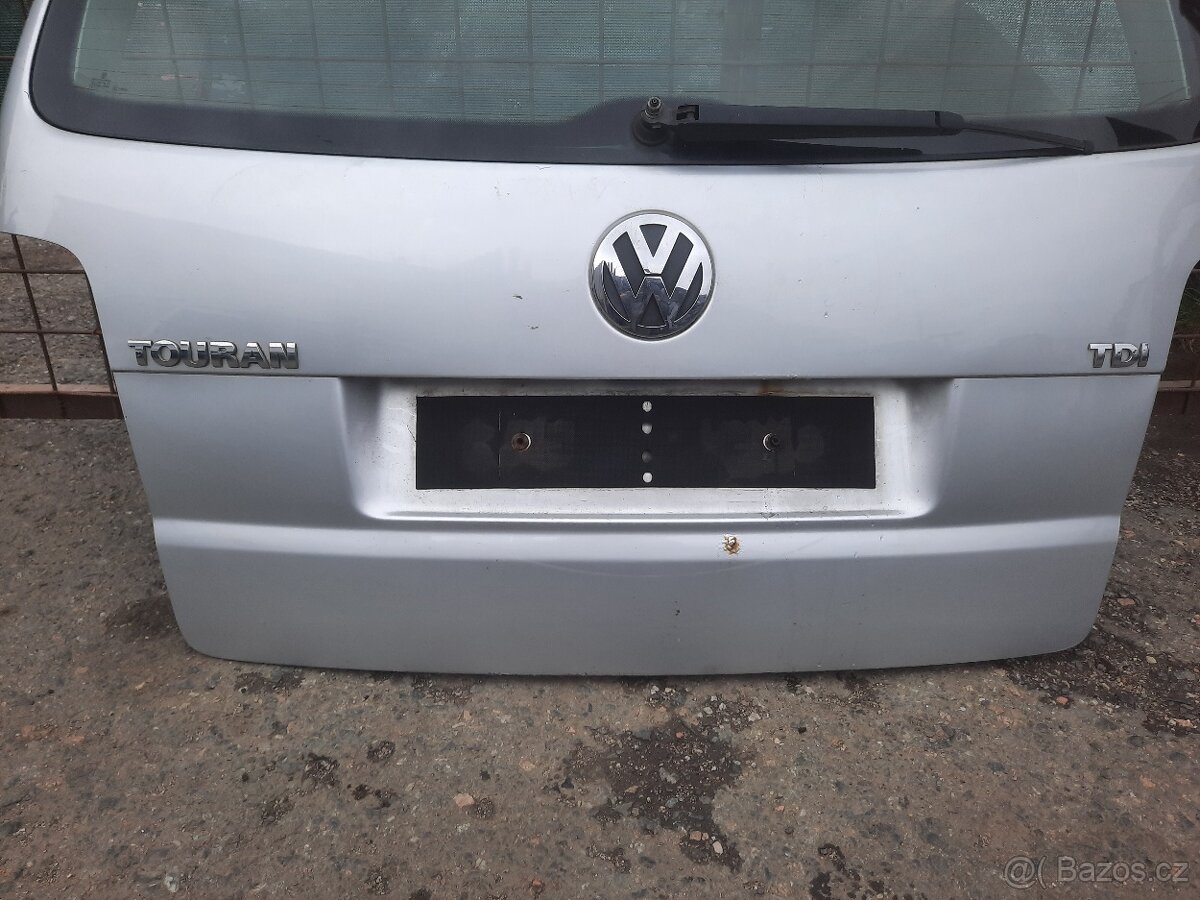 vw touran - viko kufru - 2