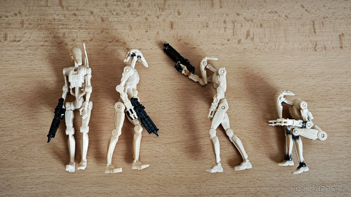 Čtyři droidi, kteří přežili vlastní bitvu - 2