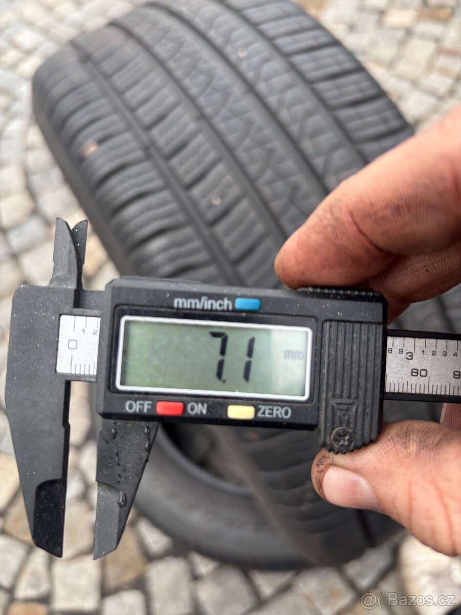 Pirelli 275/50 R20 Celoroční pneu - 2