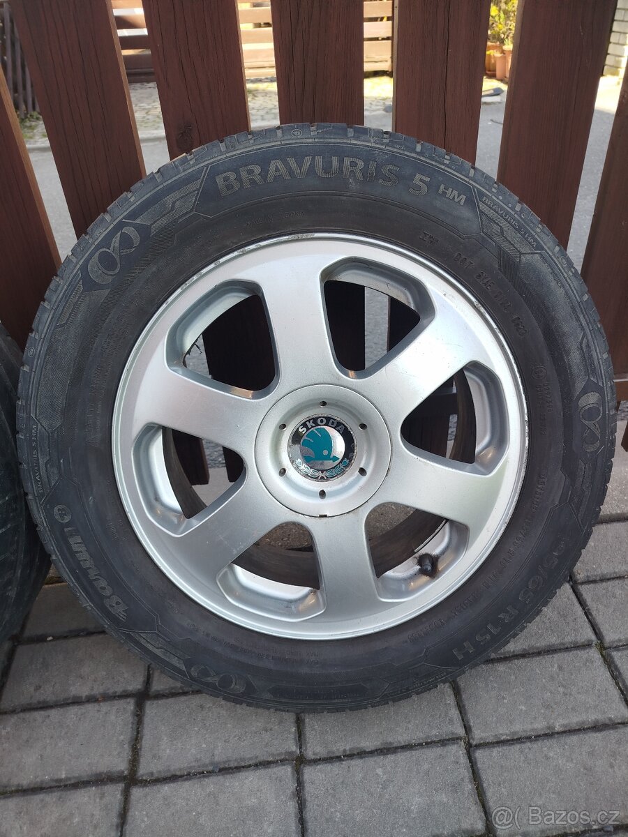 Letní pneu 195/65R15 - 2