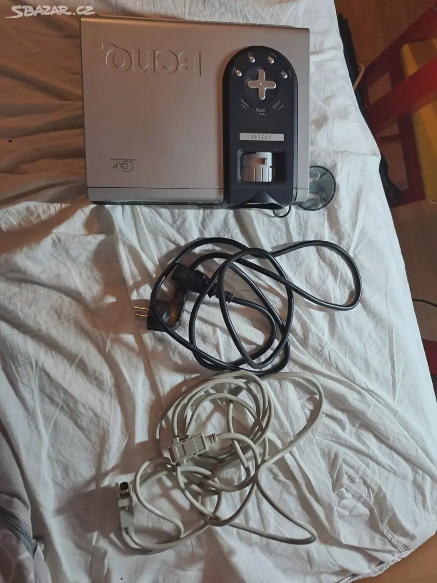 Promítačka BenQ PB 2240 - 2