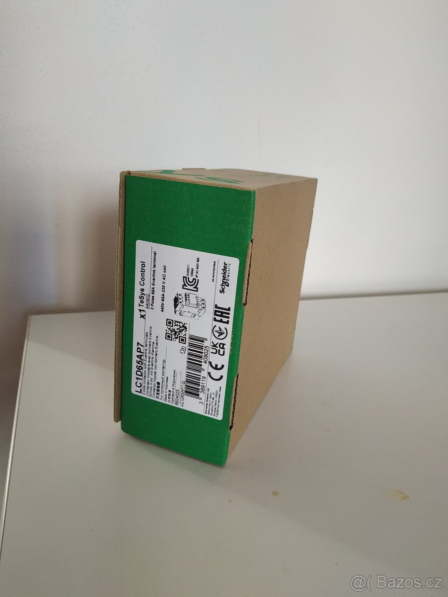 stykač 3P(3Z) 65A AC-3 440V - cívka 230V 50Hz LC1D65AP7 - 2