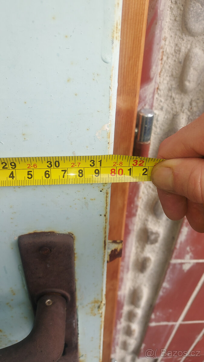 Plechové kovové dveře nízké atyp 80x183 - PRAVÉ - 2