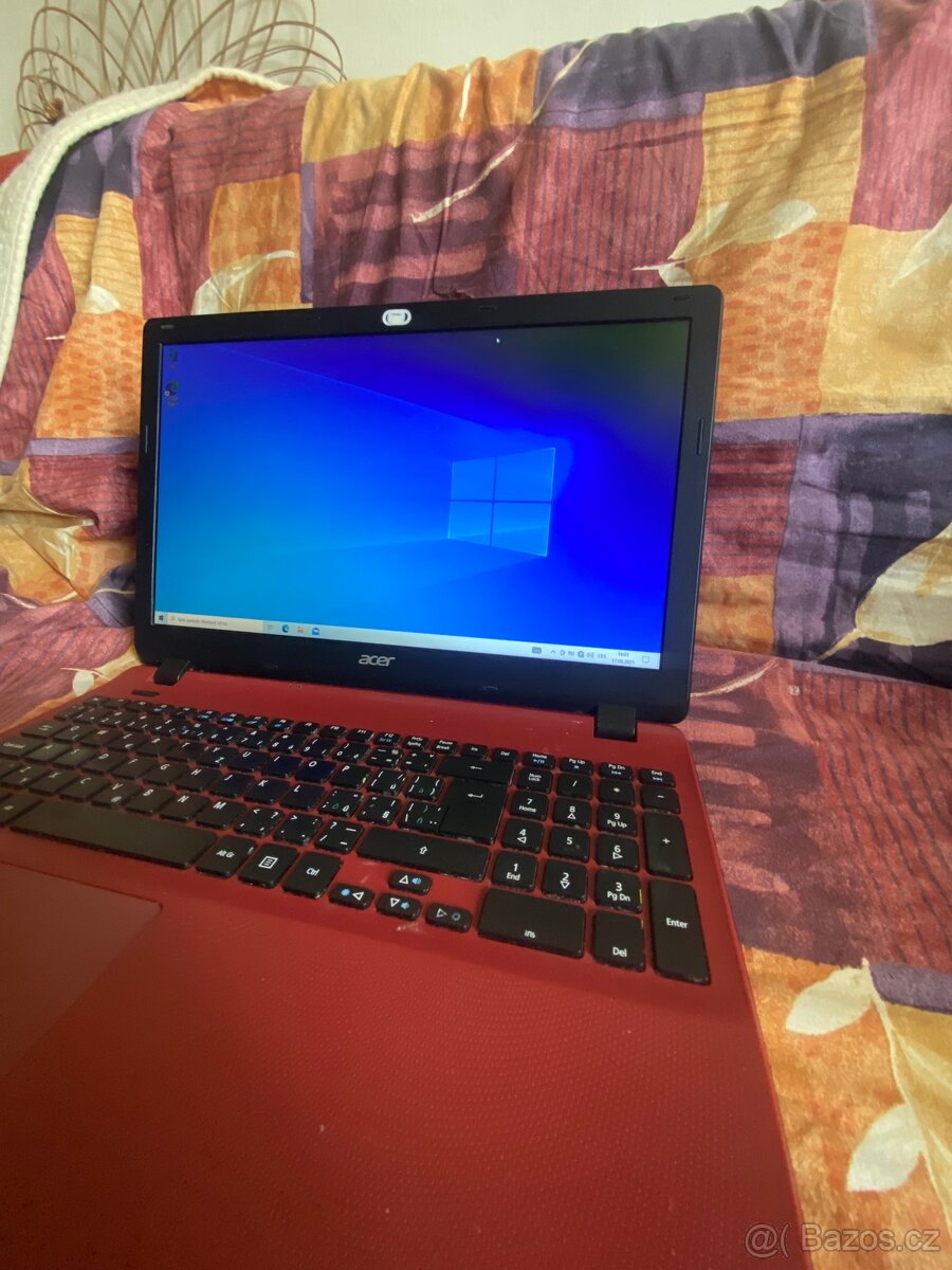 Notebook Acer Aspire – i5 / 8GB / SSD / červený - 2