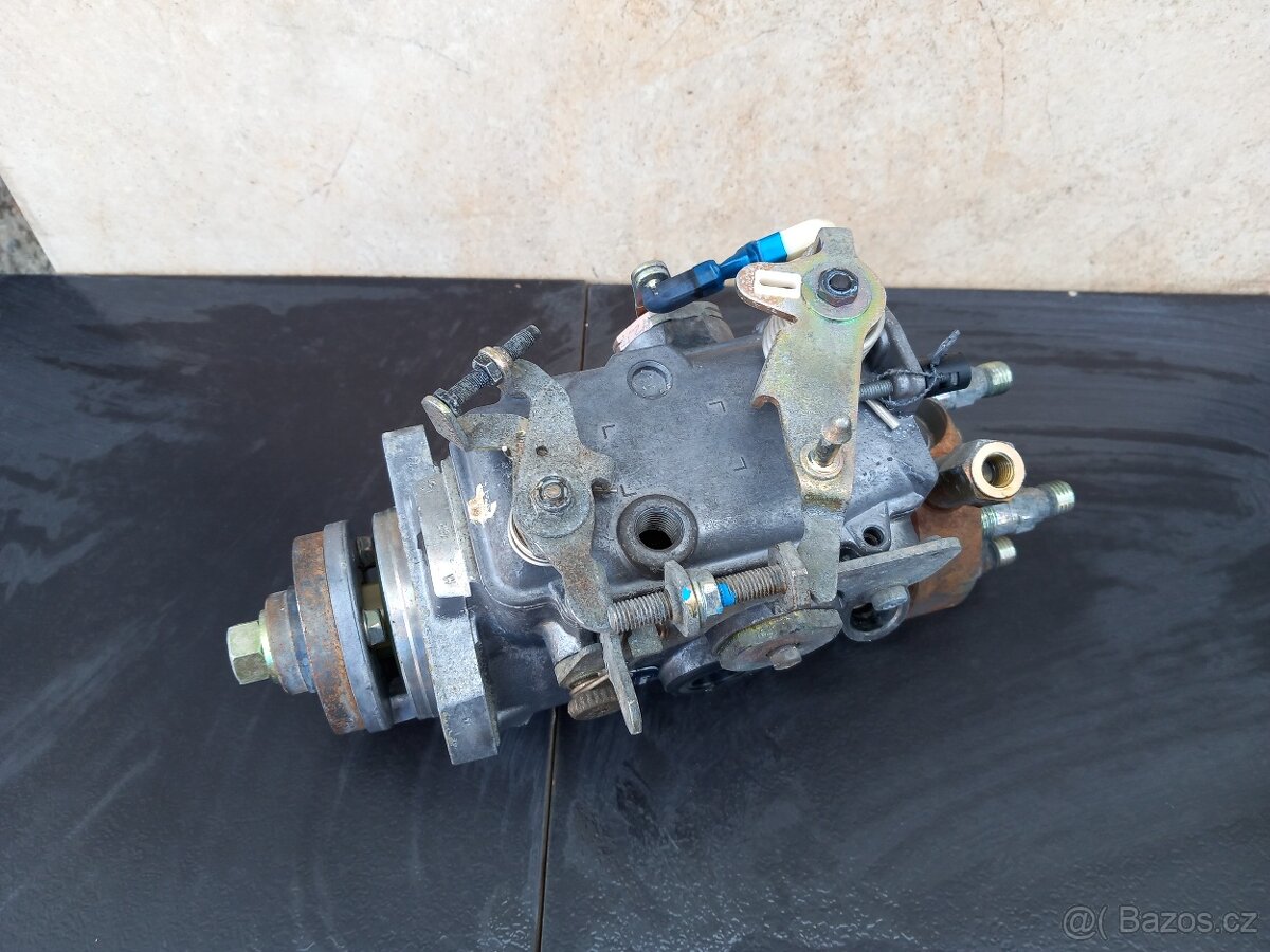 Vstřikovací čerpadlo Lucas 028 130 115J - 2