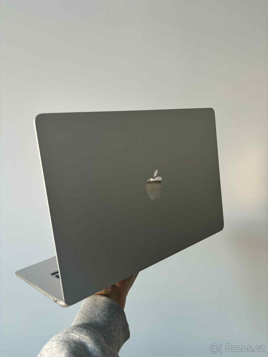 Prodám MacBook Air 15" M2 CZ 2023 256GB - 2