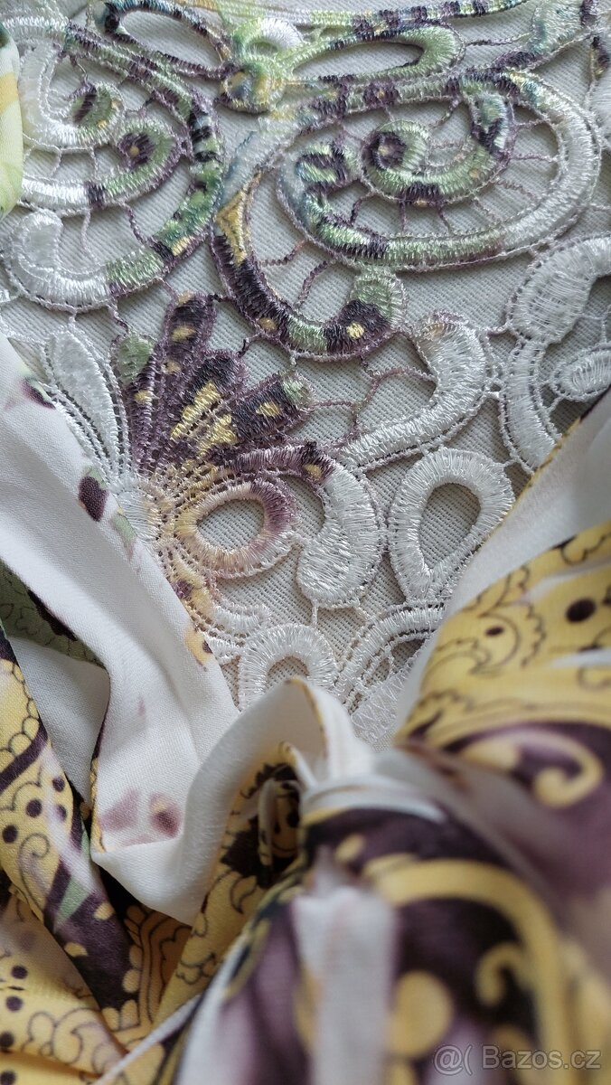 Dámská halenka vel. S - 2