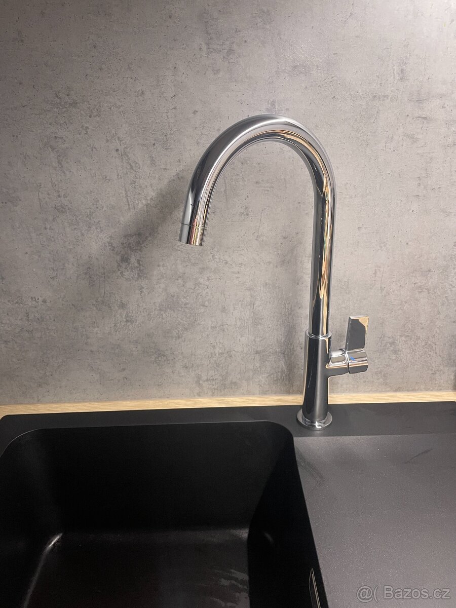 Kuchyňská vodovodní baterie - 2