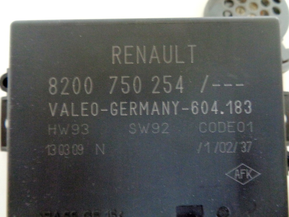 Renault Clio Megane Modus Scenic řídící jednotky - moduly - 2