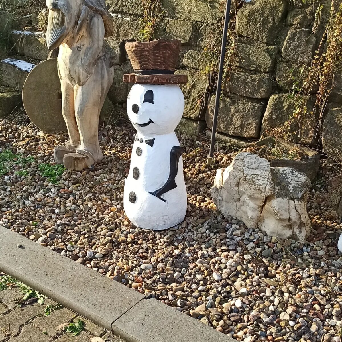 sněhulák motorovou pilou - 2