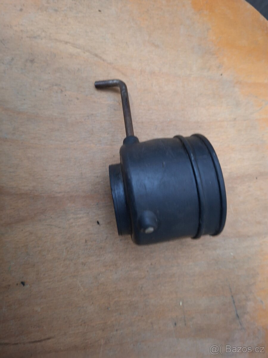 Jawa 250, 350 kyvacka, panelka - klapka sani - 2