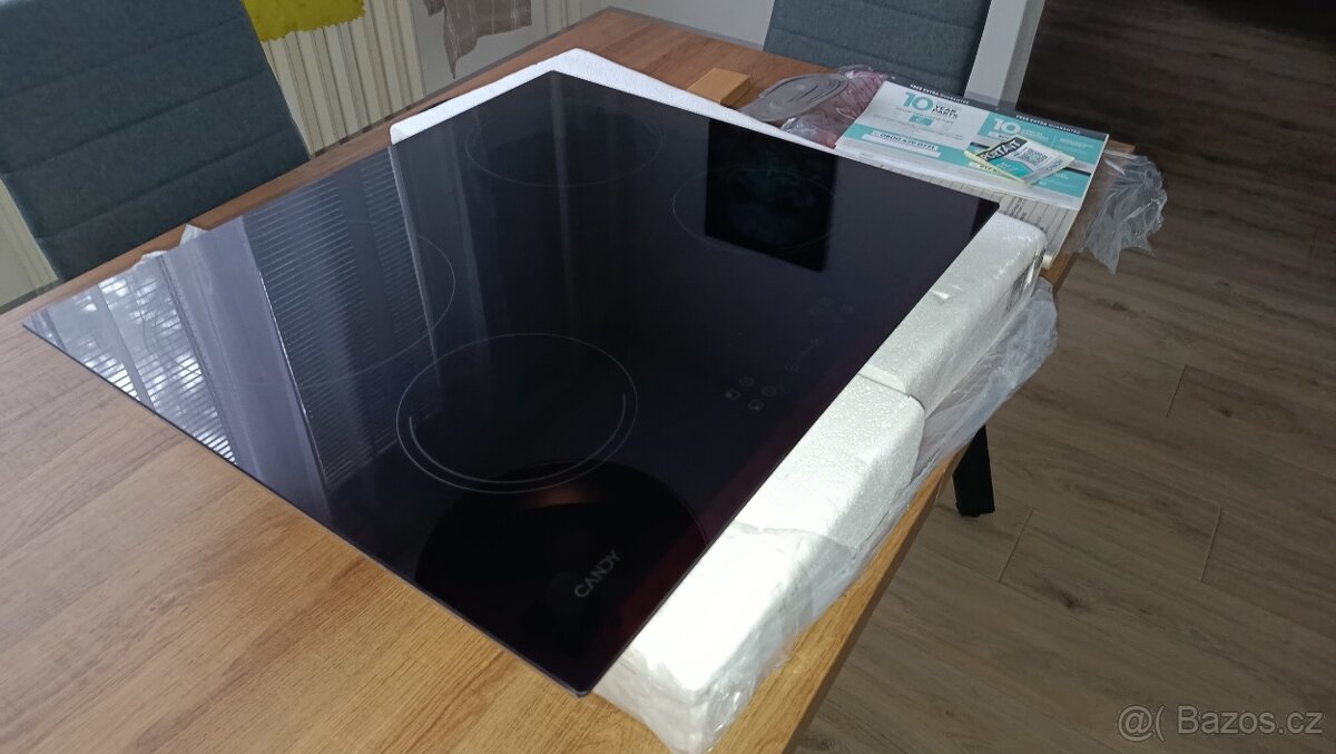 NOVÁ SKLOKERAMICKÁ DESKA CANDY CH64CCB/4U2 – NA DÍLY - 2